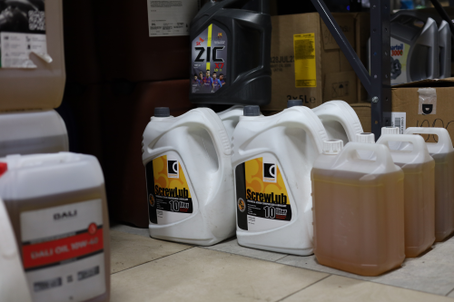 Как часто менять масло в винтовом компрессоре? Как часто менять масло в винтовом компрессоре? - Компрессор Центр